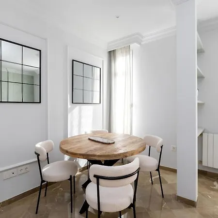 Apartamento con vistas en Gran Vía de Granada Luxury Suites Apartamento Granada