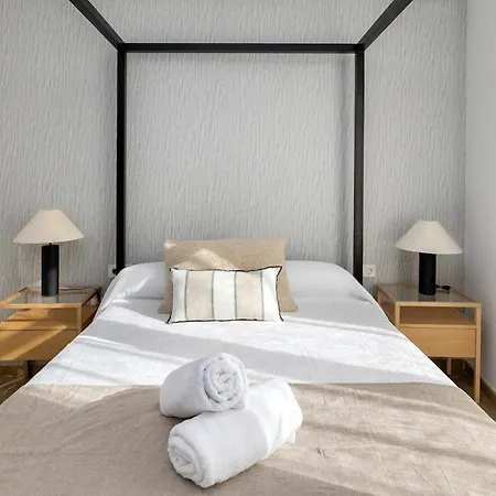 Apartamento con vistas en Gran Vía de Granada Luxury Suites Apartamento