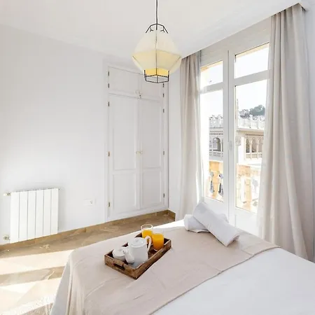 Apartamento con vistas en Gran Vía de Granada Luxury Suites *